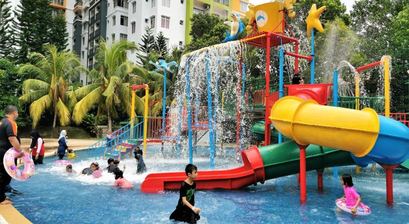 FHS Water Themepark Resort Melaka Town City Tengah - image 16