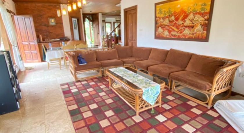 9 Pakis Villa photo