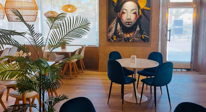 Hotel Cantabrico photo
