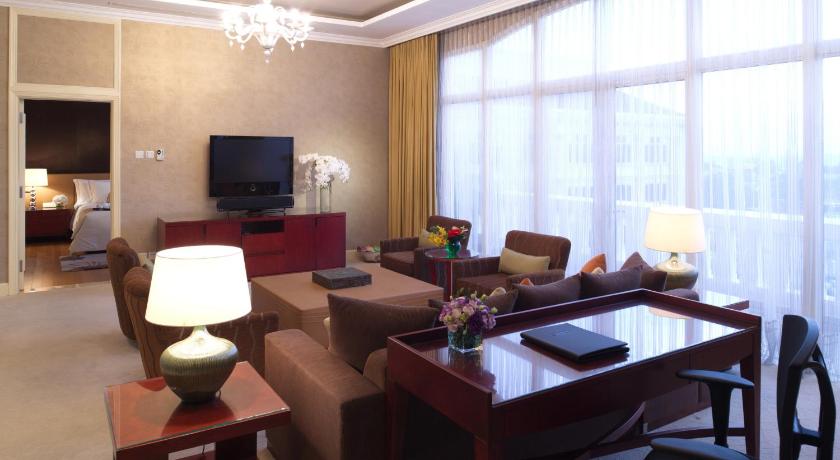 ホーチミン Equatorial Ho Chi Minh City 5つ星 ホテル スイート