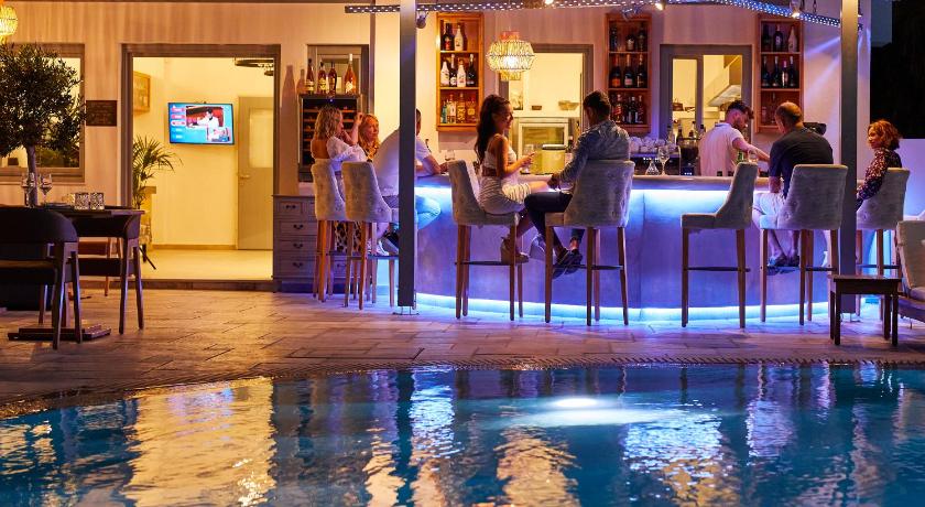 Bar/lounge