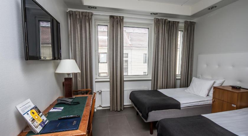 Image of 2 Single Beds, Sauna, Nonsmoking 8