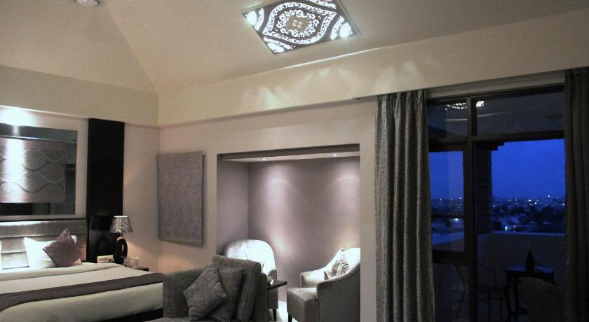 Image of Deluxe Room 4
