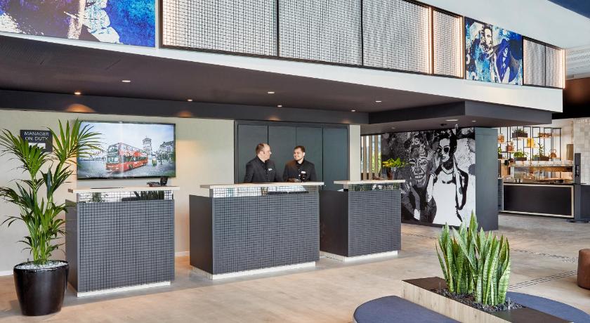 H2 Hotel Dusseldorf City photo