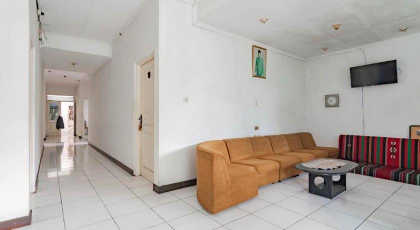 Pall Inn Puncak Mitra RedDoorz - image 15