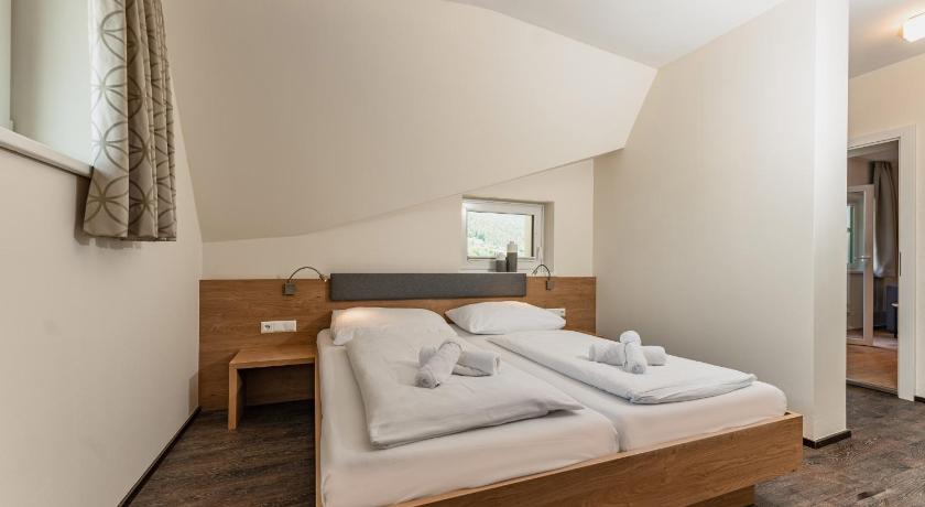 Image of Four-Bedroom Apartment 11