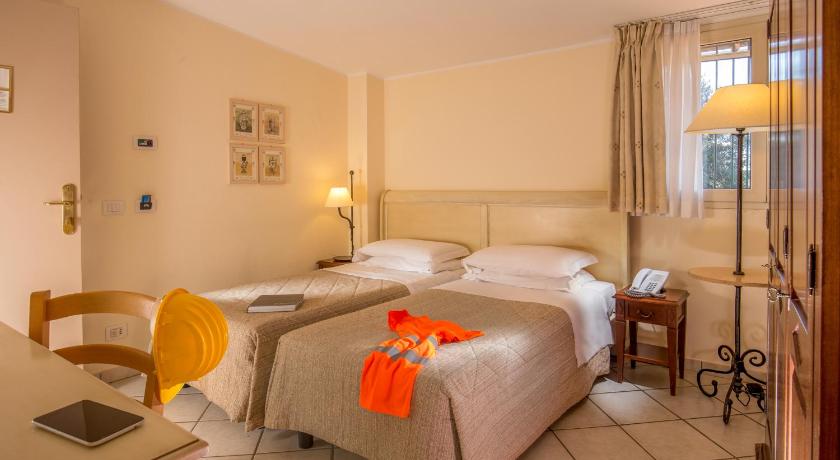 Hotel Selva Candida photo