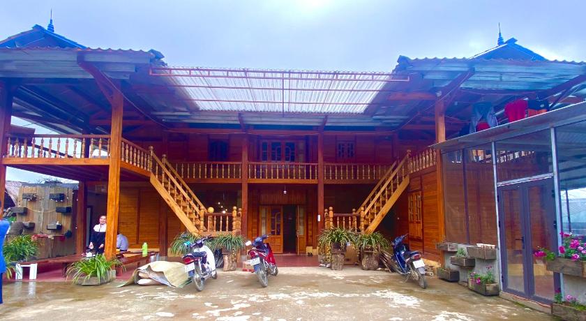 A Phu Home’s