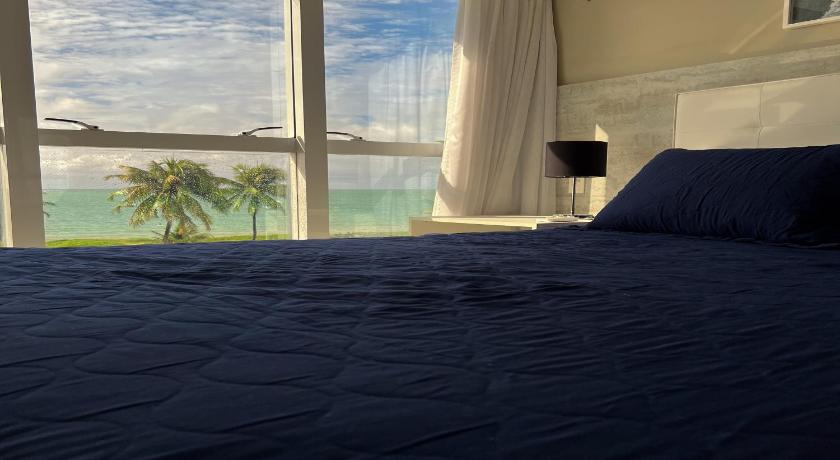 Image of Apartment with Sea View 6