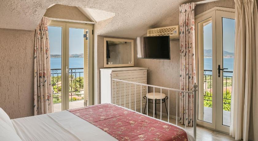 Image of Studio with Sea View 3