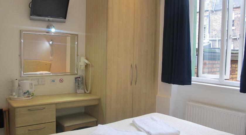 Image of Standard Double 8