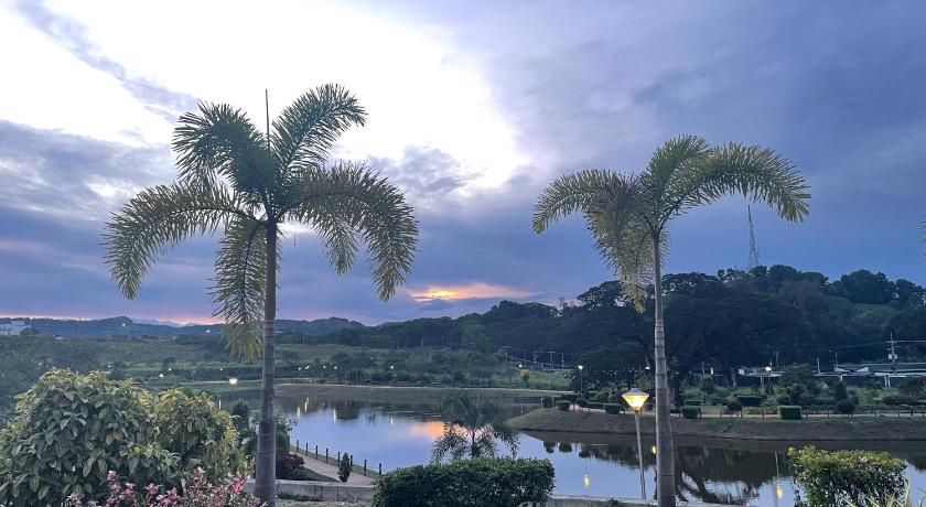 Luxury Condo in Clark Pampanga beside Hilton Hotel and Casino photo
