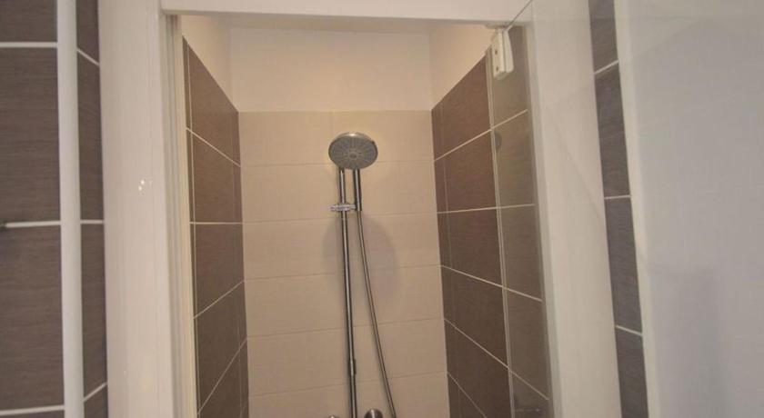 Cannes center - very practical - all comfort - image 31