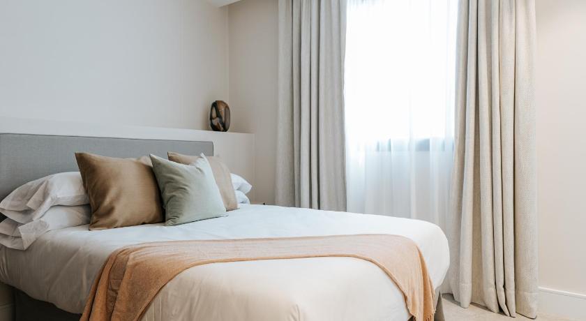 Dock 1 Suites — Hotel in Tenerife