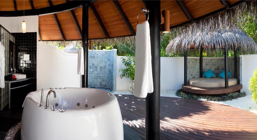 Bilde av Strandvendt deluxe villa med basseng (Deluxe Beach Villa with Pool) 3