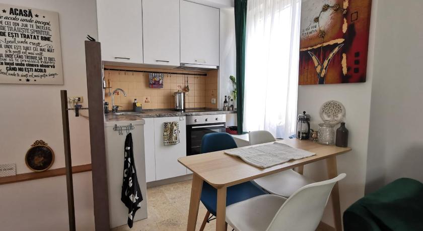 Lovely 1-bedroom apartment close to the centre photo