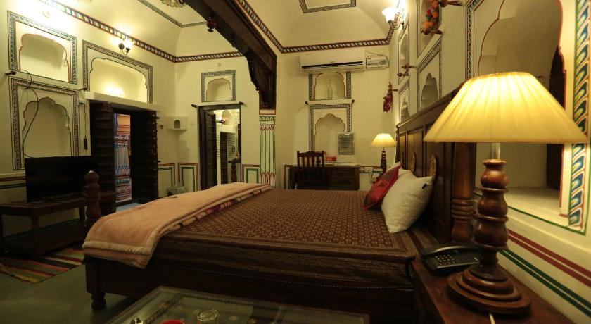 Radhika Haveli Hotel