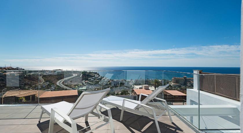 Altos de la Gloria Beach Apartments photo
