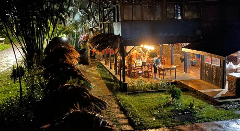 蓬塔卡拉曼卡 Perla Negra Beachfront 3星级 酒店 泳池