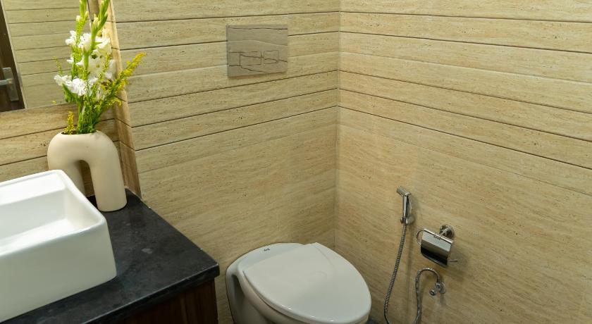 Luxury and Elegance with Three-bedroom Apartment in Central Jaipur photo