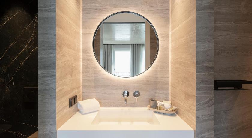 Legend Hotel photo