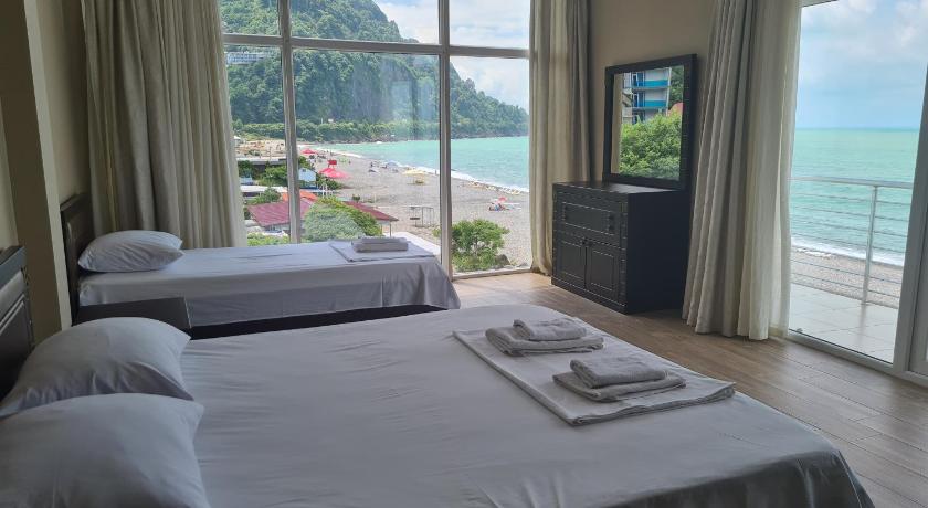 Black Sea Hotel — Hotel in Batumi