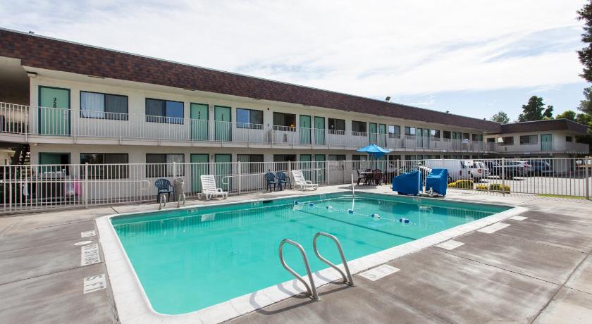 Motel 6-Turlock, CA