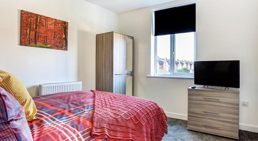 Townhouse PLUS @ 166 Edleston Road Crewe - image 9