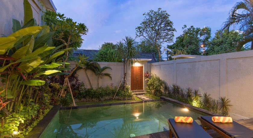 Villa Hitam Putih Legian Bali photo