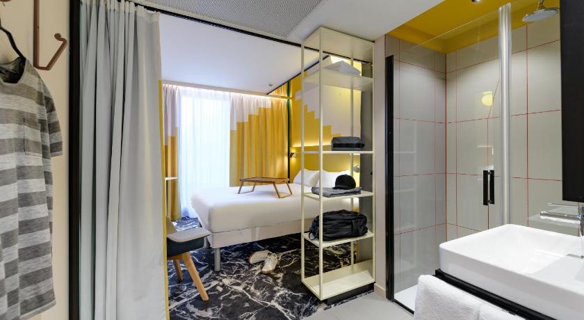 Image of Standard room with a double bed (160x200 cm) 7