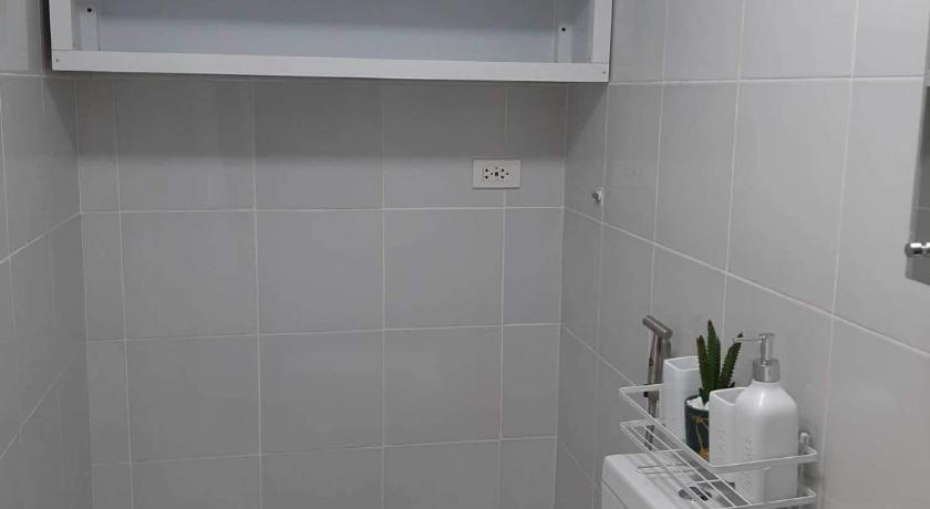 Lovely 2 BR Condo with FREE Secured Parking photo