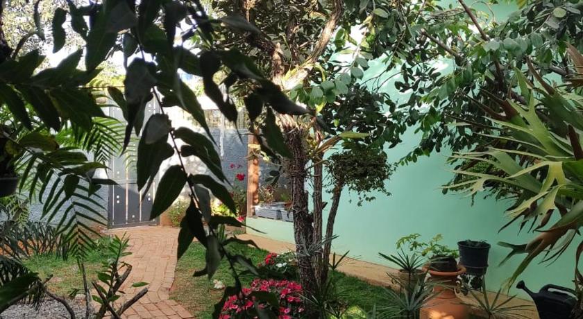 Foto Flores do Cerrado - Booking Diskon Spesial