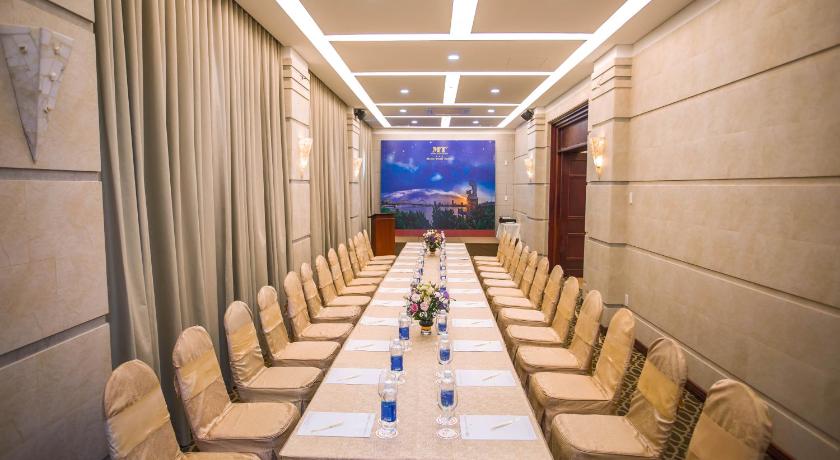 岘港 Minh Toan Athena Hotel 3星级 酒店 套房