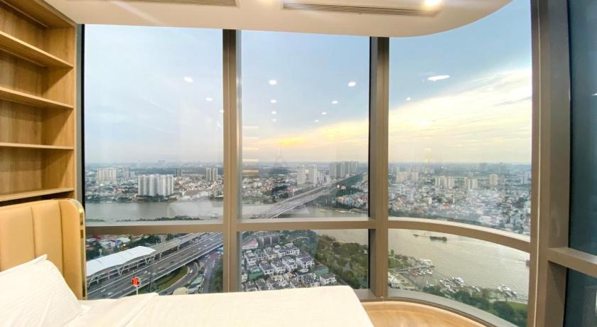 Luxury 4 bedroom apartment in Landmark 81 photo