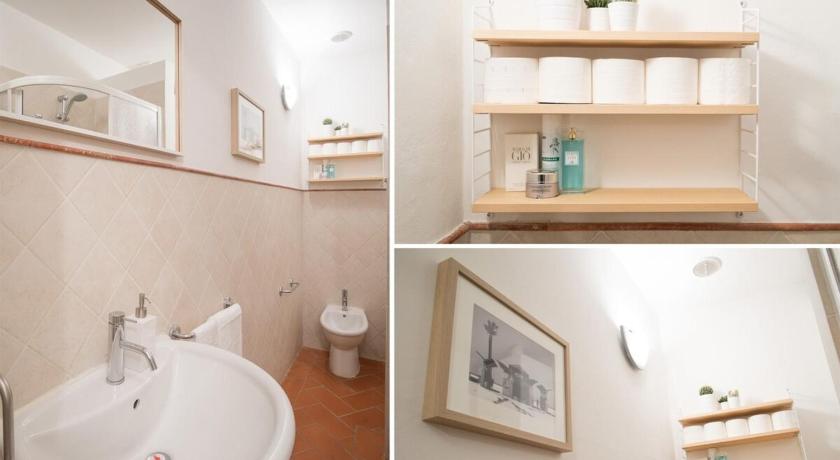 Designer Apartment in Central Florence - hosted by Sweetstay photo