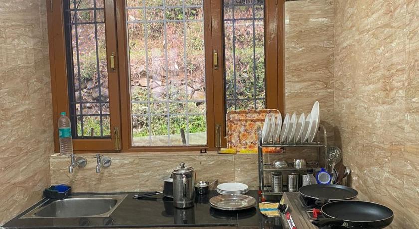 Pong dam view homestay photo