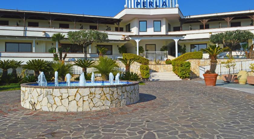 Perla Hotel & Garden