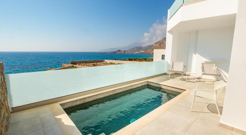 Thalasidi Luxury Suites photo