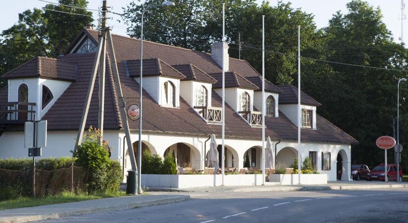 Hotel Liilia photo
