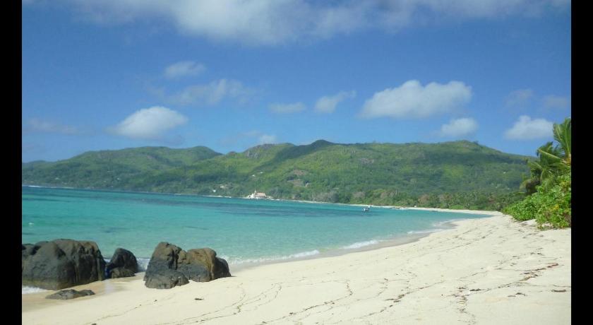 Royale Self Catering Apartments — Hotel in Seychelles Islands