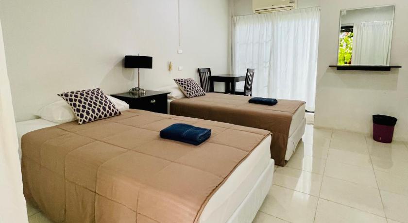 Image of Deluxe Twin Room 4