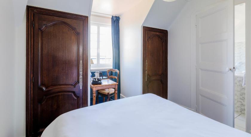 hotel de la Poste et du Lion d'Orl photo