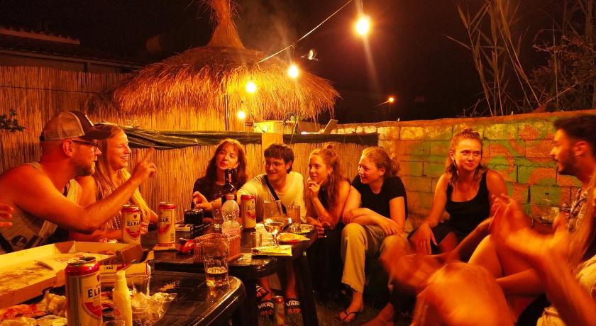 Pinegroove Hostel Vlora — Hotel in Vlora
