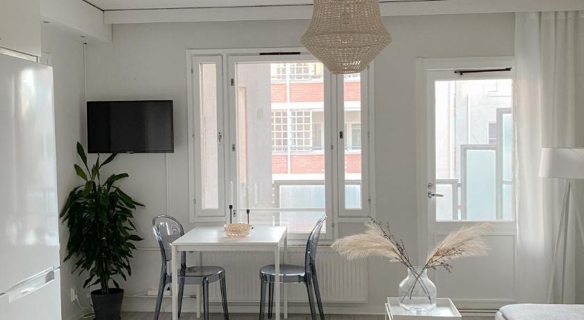 Modern one bedroom Apartment with Sauna near Airport — Hotel in Helsinki