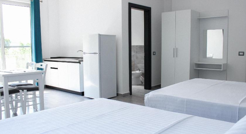 LUMNIK - Hotel &amp; Apartments — Hotel in Shengjin
