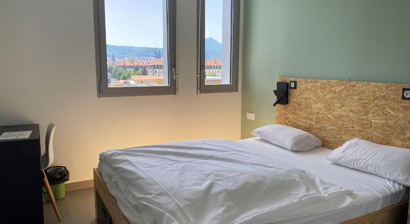 Auberge de jeunesse HI Clermont-Ferrand — Hotel in Clermont-Ferrand