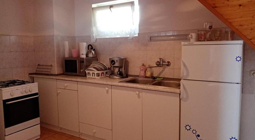 Kekturas-Tora Nyilo Badacsonyi privat berlemeny