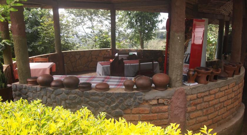 Songota Falls Lodge photo