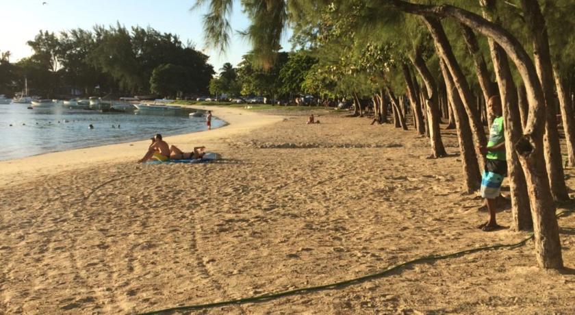 Ebrahim Residence - Grand Baie Beach photo