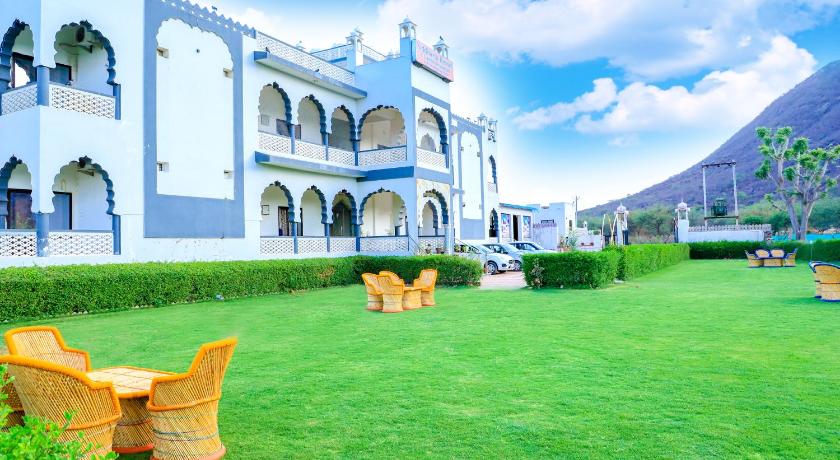 Siddarth Resort - Mountain View with Pool – Pushkar, GA